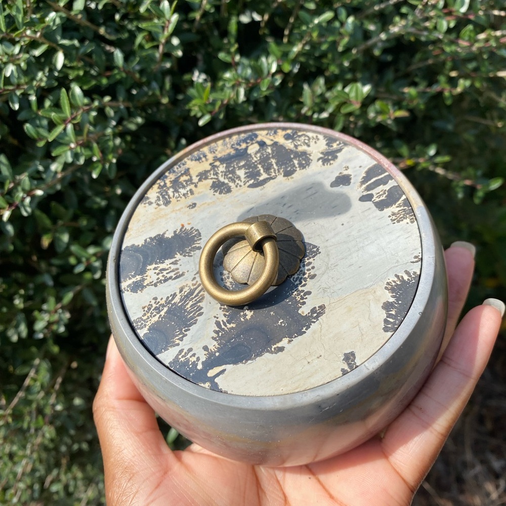 Picture Jasper Jar